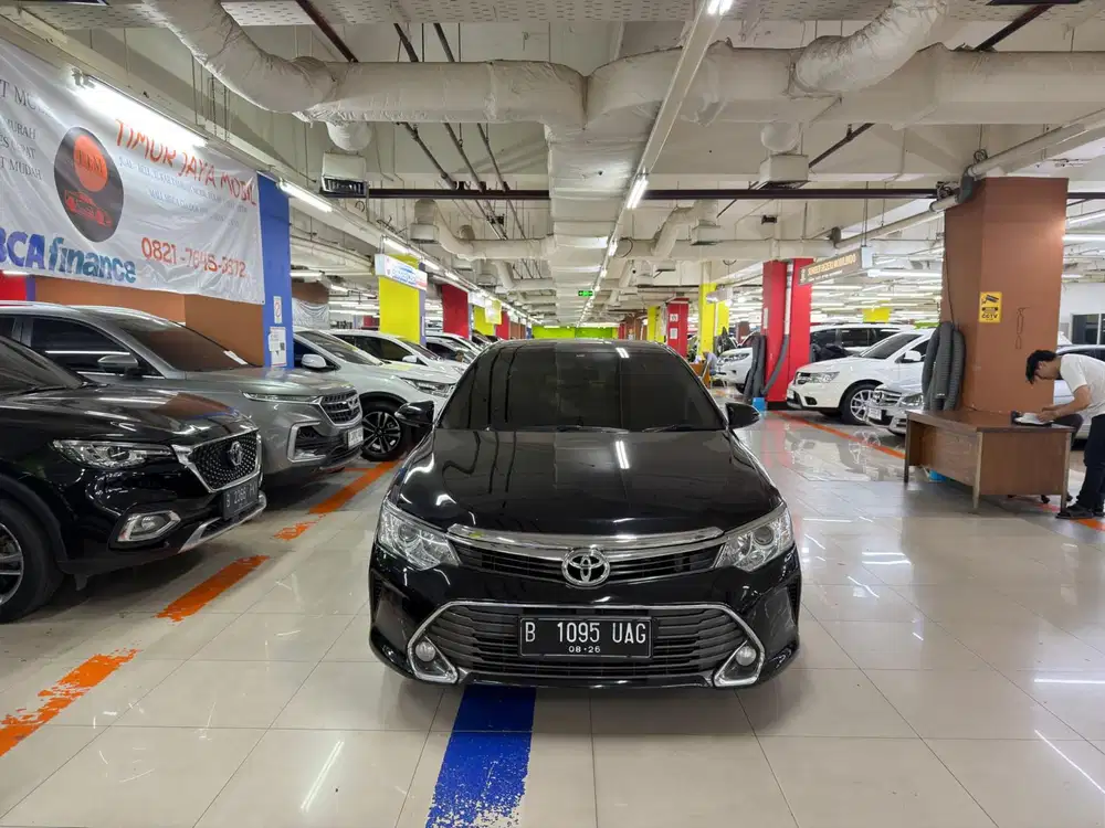 Camry V 2.4 2016 Matic Dp 5 juta
