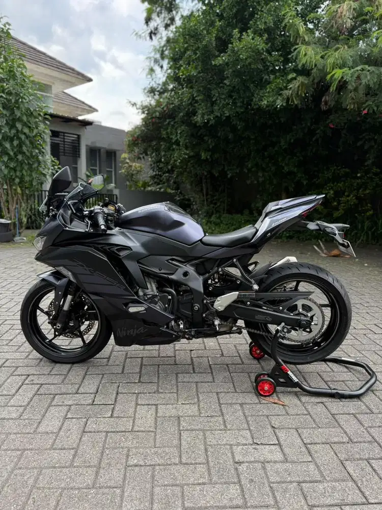 ZX25R SE ABS QS 2025