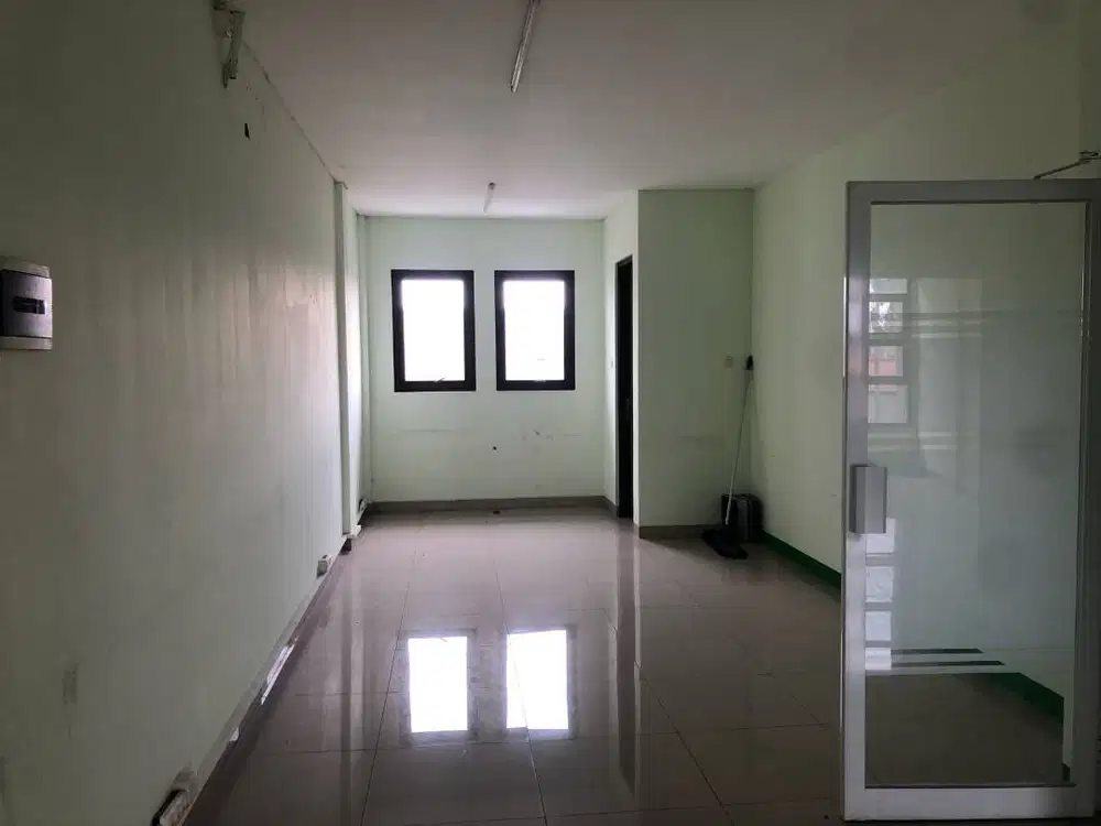 Ruko 3 Lantai Siap Pakai di Batununggal Indah Bandung