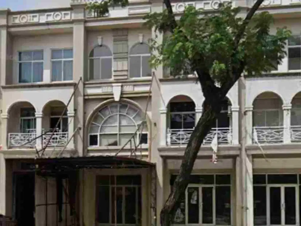 Disewakan ruko bulevard grand galaxy strategis sdh ada kanopi dan renovasi dalamnya