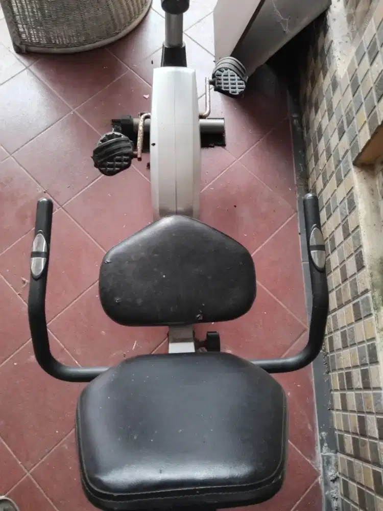 DIJUAL SEPEDA STATIS KESEHATAN