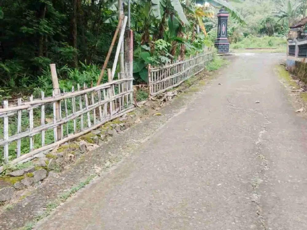 Tanah murah  644m², hook 50m dan 20m, jalan simpangan mobil ,  800m jln raya, Gemantar Selogiri Wonogiri