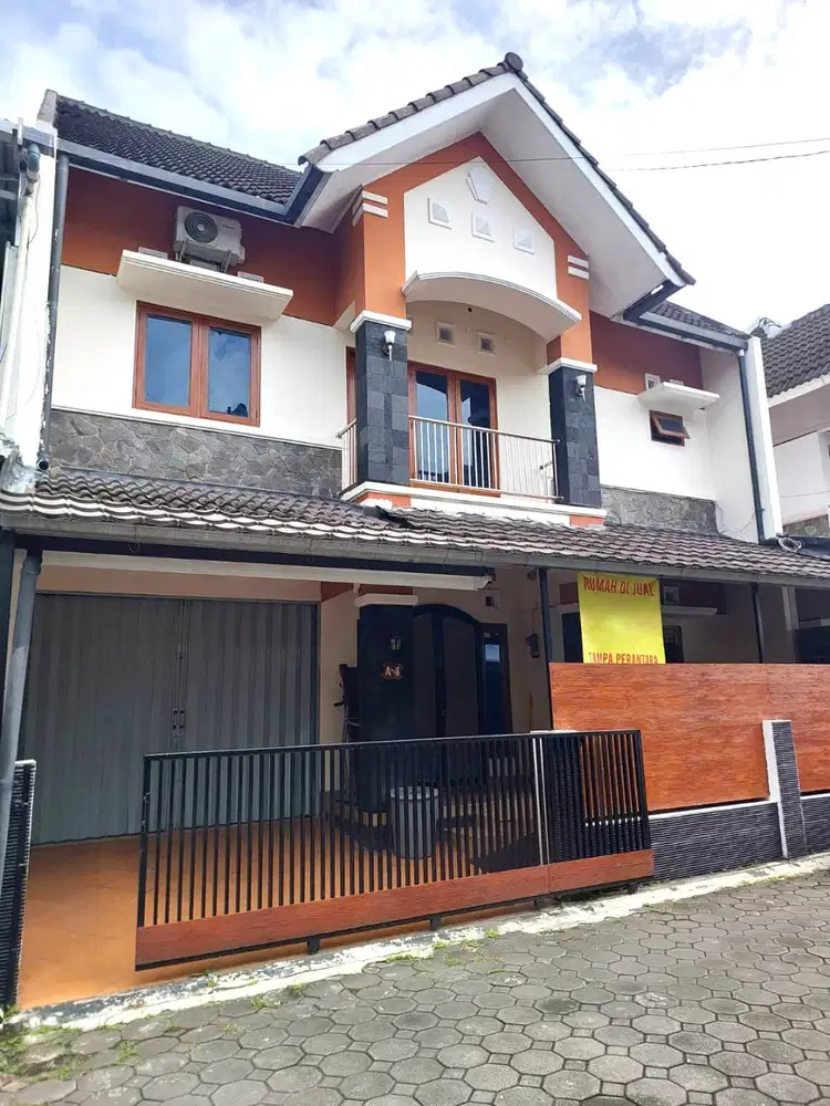 Rumah Lingkungan Perumahan dekat Mirota Godean