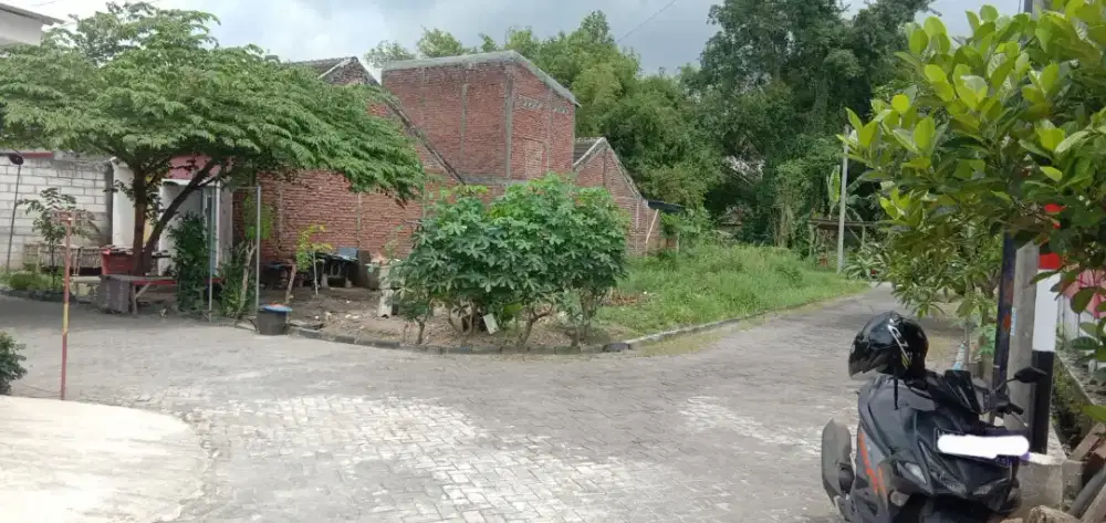 DIJUAL CEPAT TANAH POJOK PERUMAHAN MOJO ASRI RESIDENCE, BANGSAL, MJK