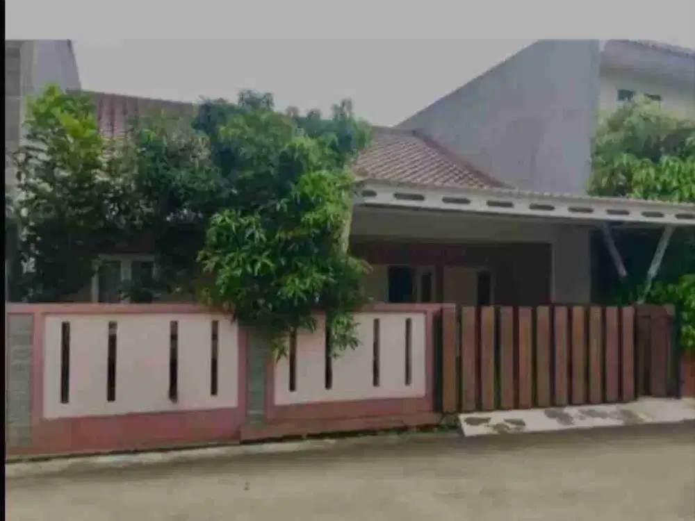 Jual cepat rumah siap huni.strategis di Taman Cimanggu.