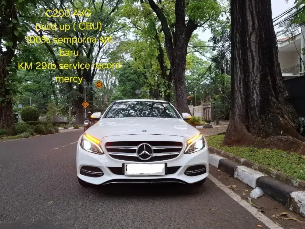 KM 29rb Mercedes-Benz C200 2015 Bensin