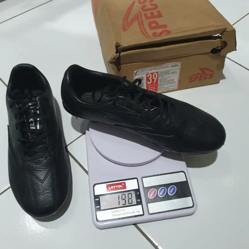 Sepatu Bola Specs Accelerator Lightspeed 3 LX Elite