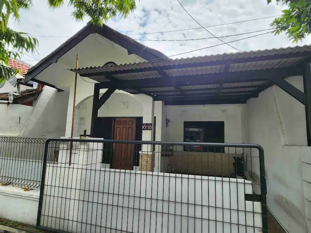 rumah 1 lantai terawat wiyung taman pondok indah blkg kfc murah rapi