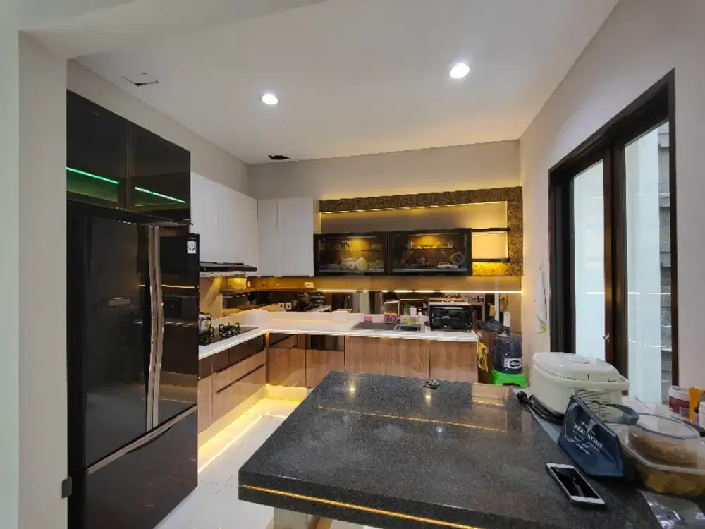 Jarang Ada ‼️Dijual Rumah  Mewah Modern di Setraduta Pasteur Bandung