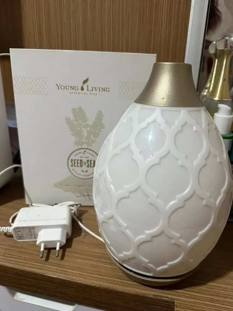 DIJUAL DIFFUSER YOUNG LIVING MASIH MULUS