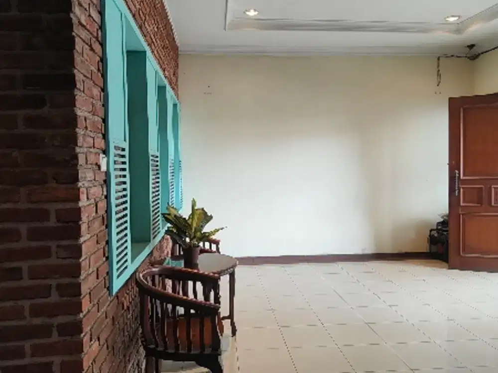 Dijual Rumah Strategis  Pusat Kota Bandung