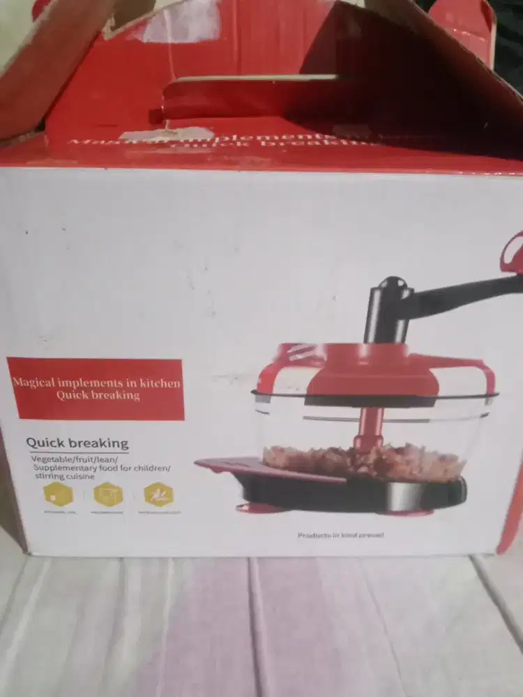 Chopper penggiling daging,sayur dll..Dijual murah mau pindah kontrakan