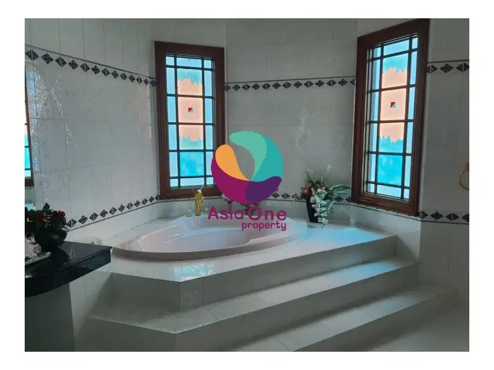 DI JUAL RUMAH SULTAN DI CLUSTER KINTAMANI DI BUKIT GADING VILLA KELAPA GADING DI JAKARTA UTARA