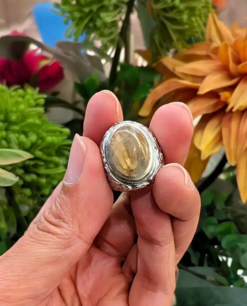 Batu Cendana serat rambut emas ring 6