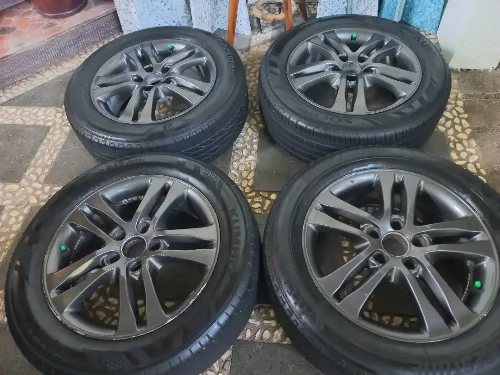 Velg ring 17 bekas inova barong 2013