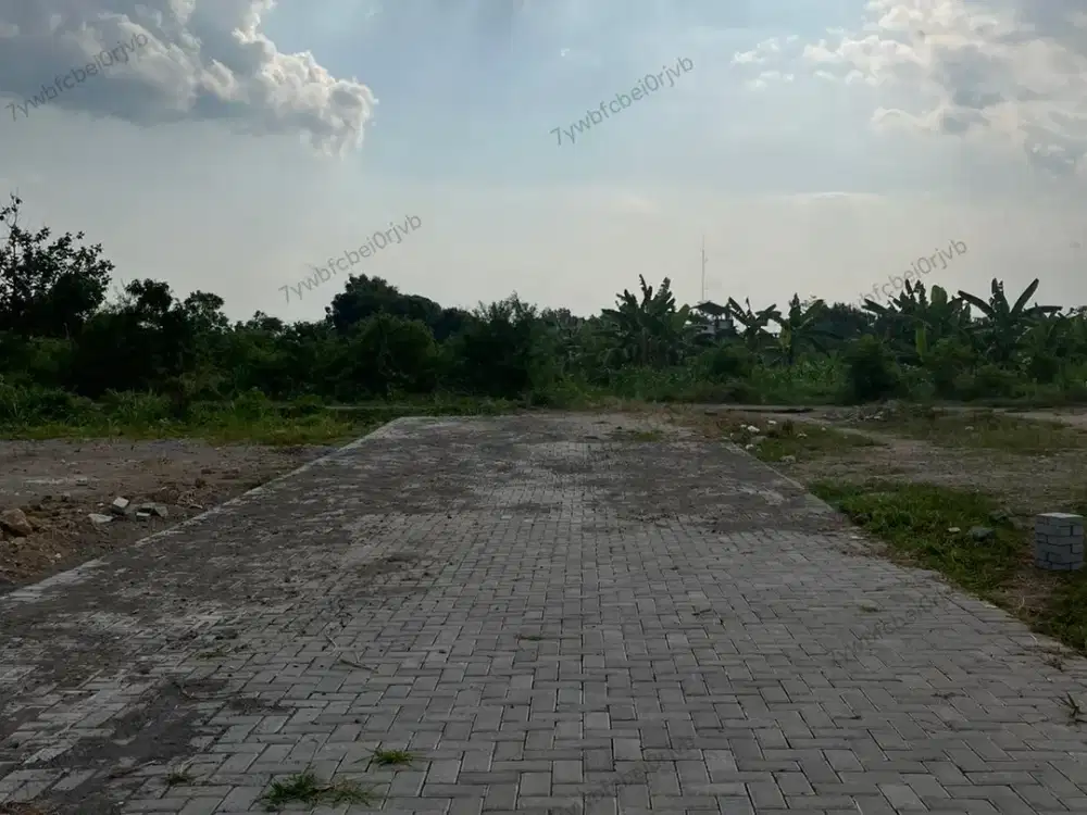 Tanah Strategis 130 m², Lebar 8 Meter, Dekat Ringroad Utara!