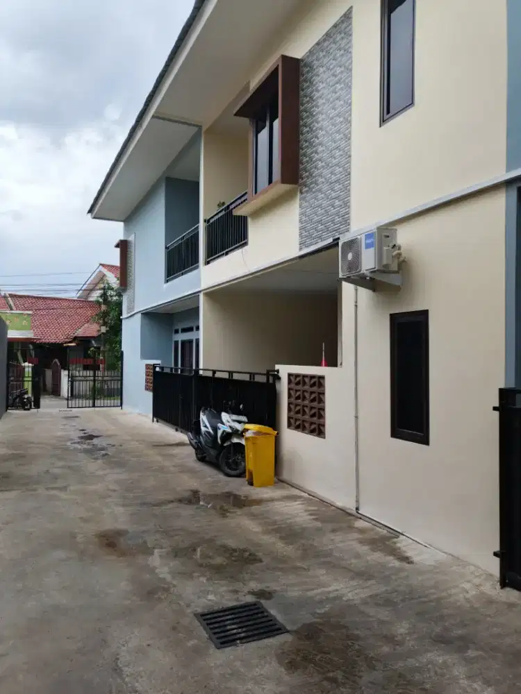 Dijual Rumah 2Lantai SDN BINTARA Jaya 1&4 Sumber Artha Kalimalang
