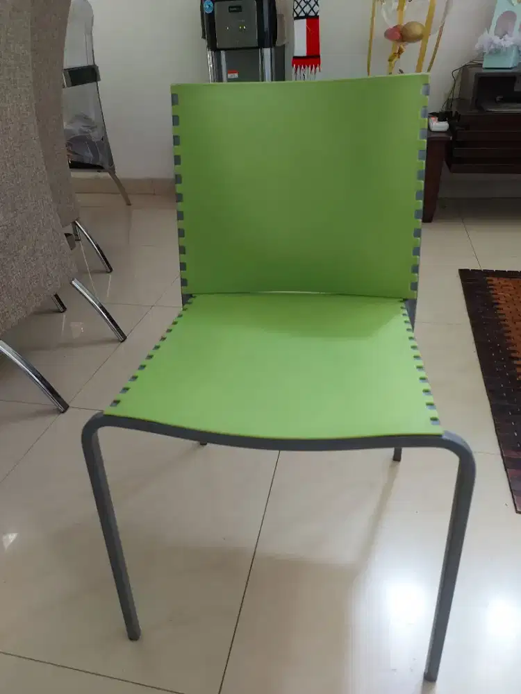 Dijual cepat kursi cafe 24 unit