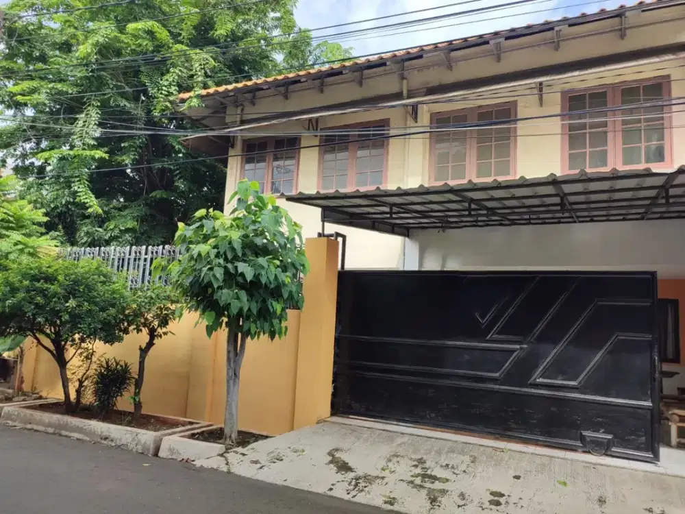 Rumah Gading Elok Utara Kelapa Gading 14x18m 2 lantai hadap Timur-Selatan