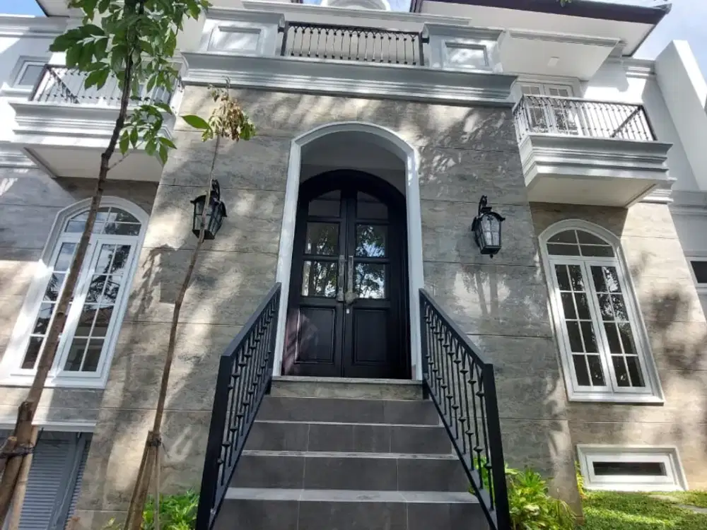 Dijual rumah brand new American classic dikebayoran baru ,Jaksel