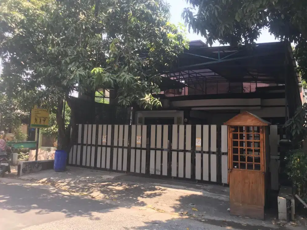 Dijual rumah lokasi strategis dan luas di Perumahan Wisma Jaya