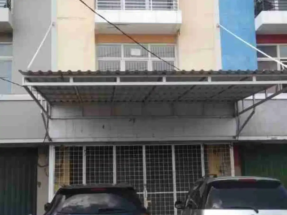 Disewakan ruko ifolia tiga lantai 
siap pakai