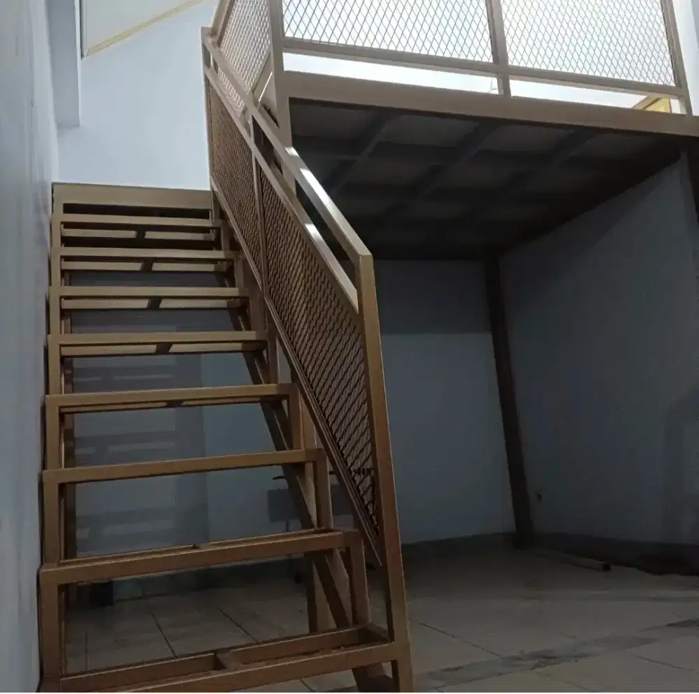 Mezzanine custom indor besi hollow bed