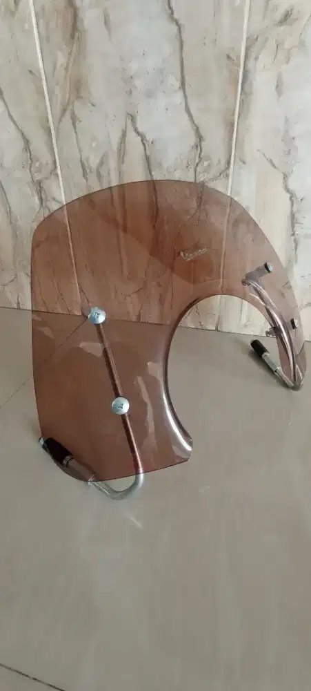 Dijual Cepat 450rb nego Winsild Dan Breket Vespa  Original