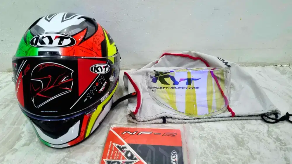 KYT NFR DALLA PORTA like new