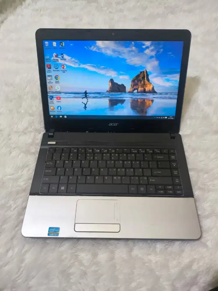 Dijual laptop acer kencang,intel core i5 gen 2,ram 8 gb,hdd 500 gb