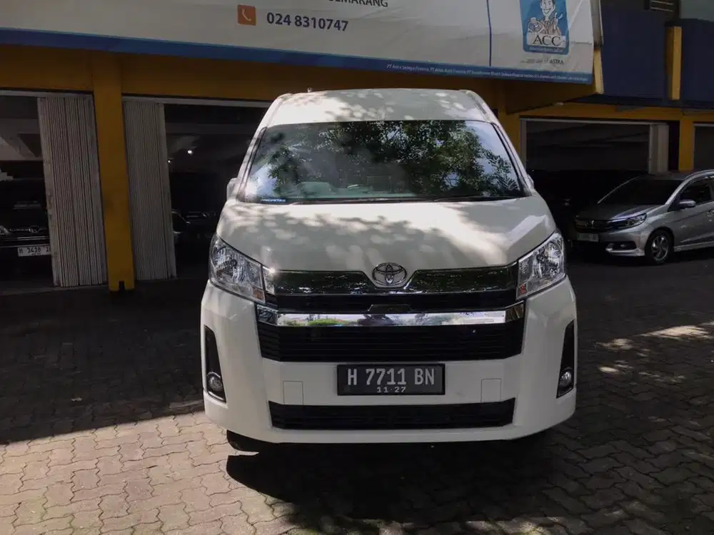 Hiace premio 2.8 diesel MT 2022