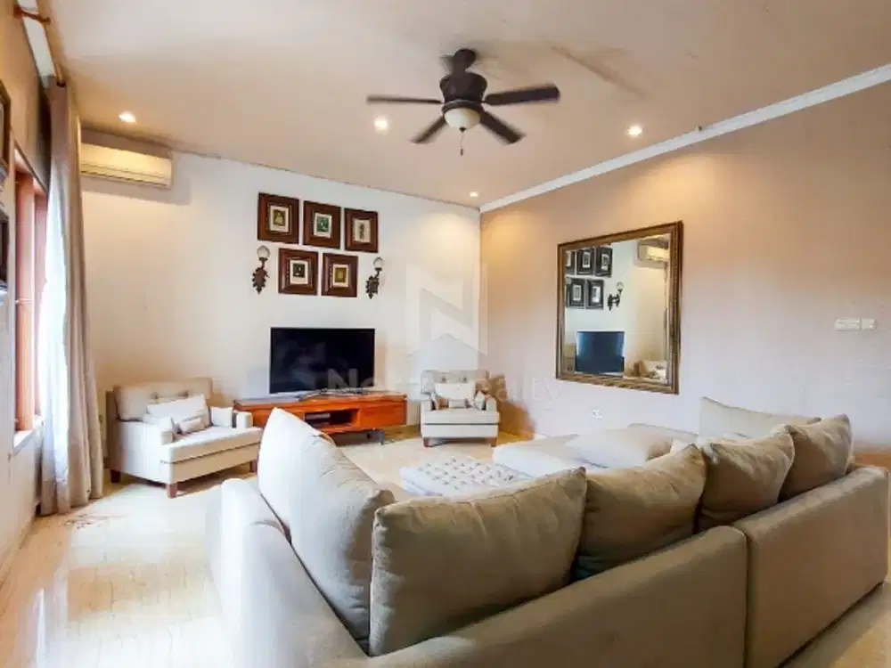 Disewakan Rumah dalam town house di Cilandak