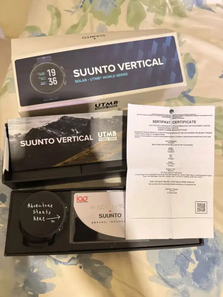 Suunto vertical solar world series