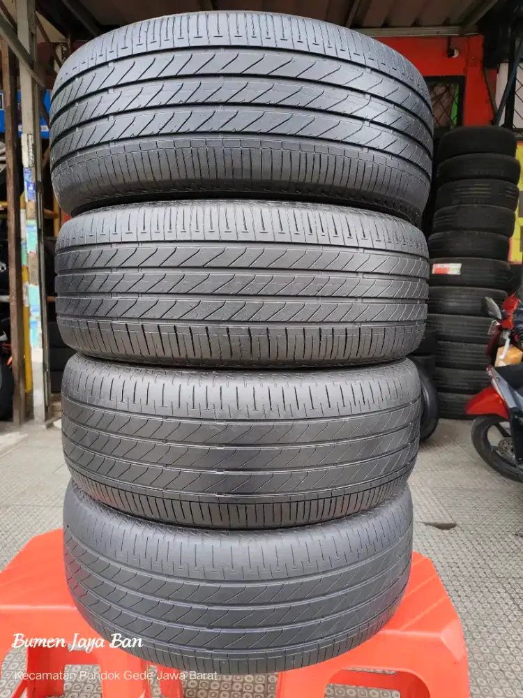 Ban 215 55 R17 Bridgestone turanza T005A  hrv camry juke venturer dll