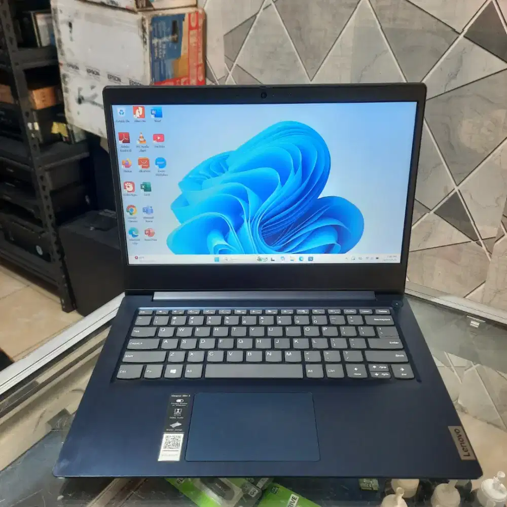 Lenovo Slim 3, Ryzen 3 3250U, RAM 8GB, SSD 256GB, 14 inch