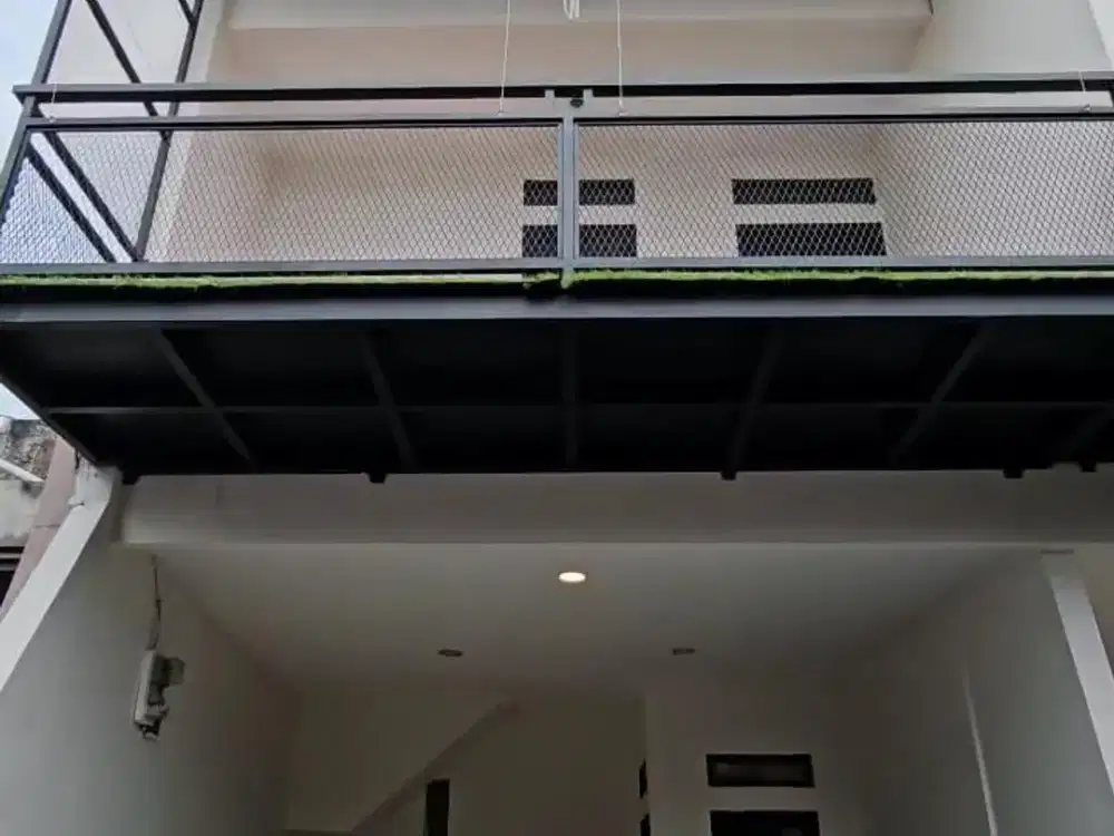 Dijual Rumah di Antapani Bandung, Modern Minimalis 2 Lantai