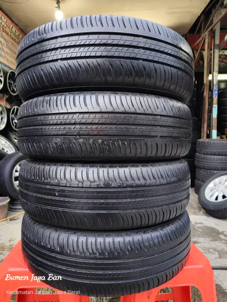 Ban 205 60 R17 Dunlop enasave untuk Raize Rocky innova terios rush