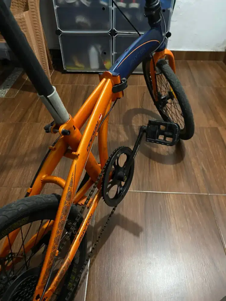 Sepeda lipat phyton oddisey. BU