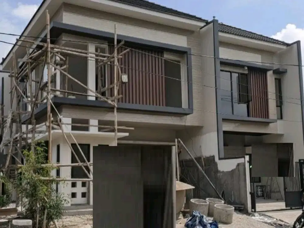 DIJUAL RUMAH KLAMPIS ANOM SURABAYA RON.A2849