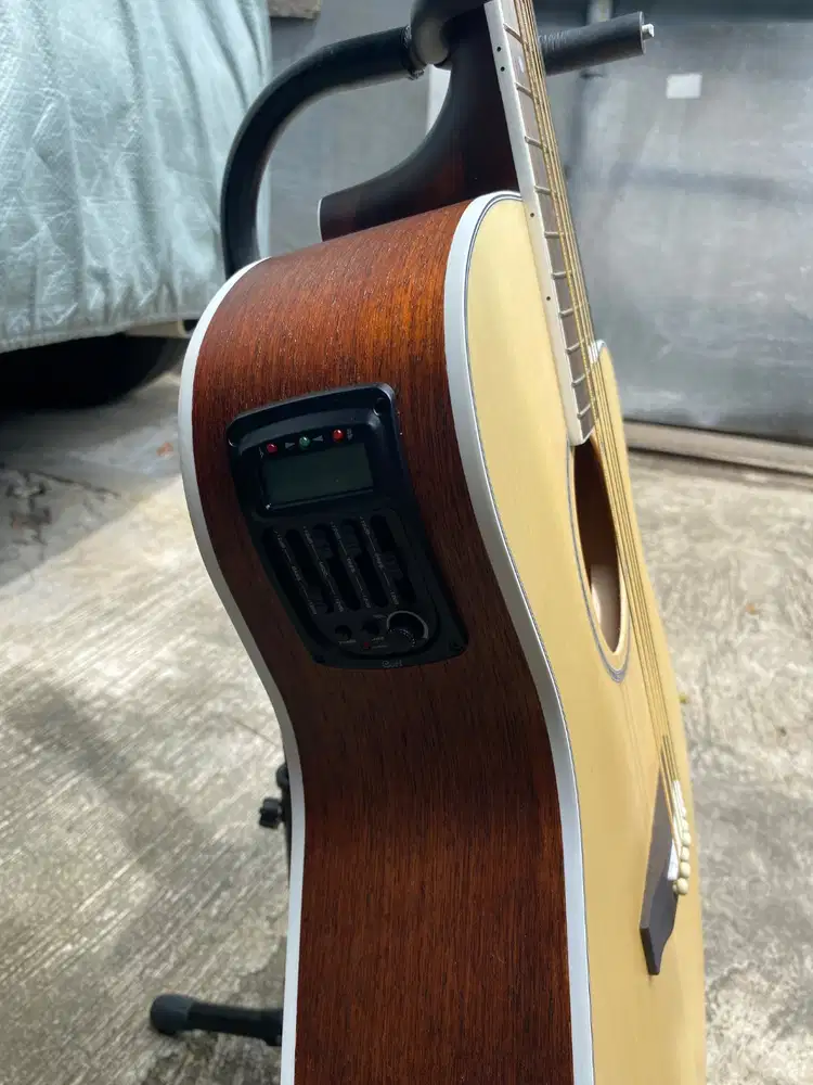 Cort Akustik Model GA MEDX AP