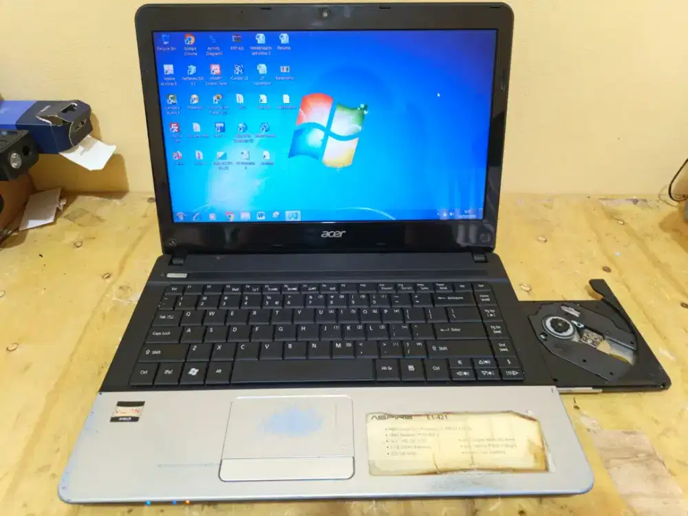 Acer E1-421 Sudah Amd Second