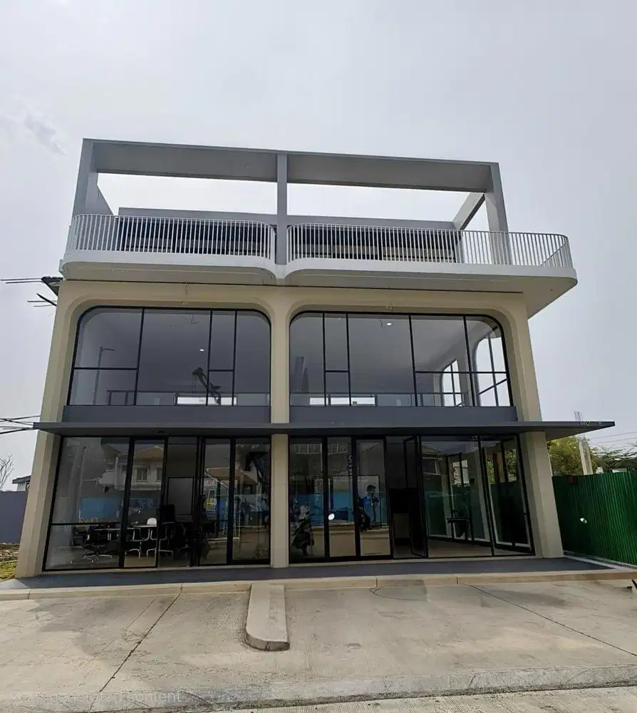 Park serpong ruko 3 lantai hadap jalan utama