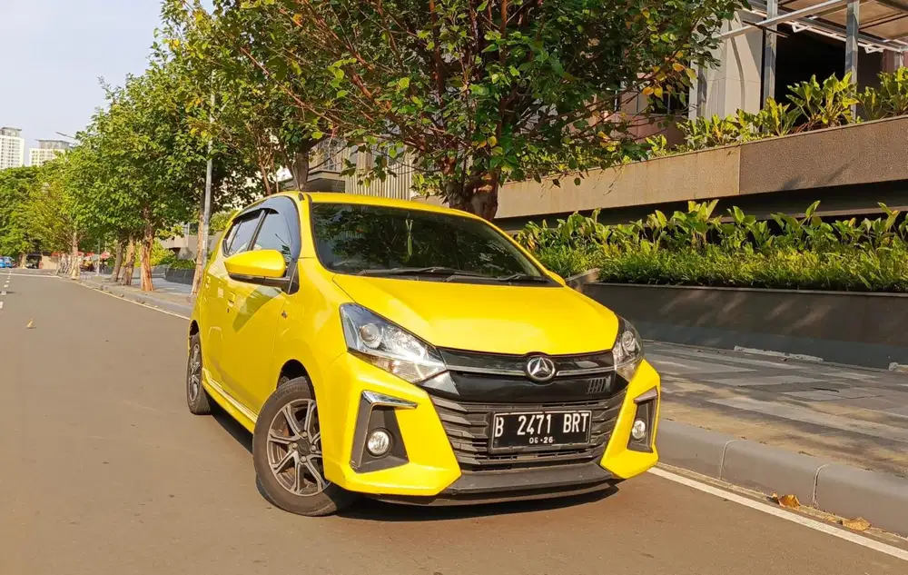 (KM30000)DAIHATSU AYLA R 1.2 AT NIK 2021 ISTIMEWA KMRENDAH