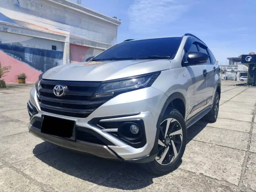 Toyota Rush GR AT 2021                              2019/2020/2022 trd