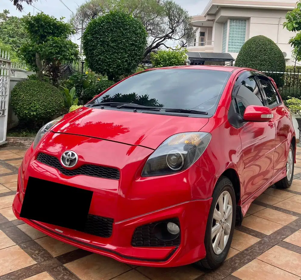 Toyota Yaris A/T S Limited 2013