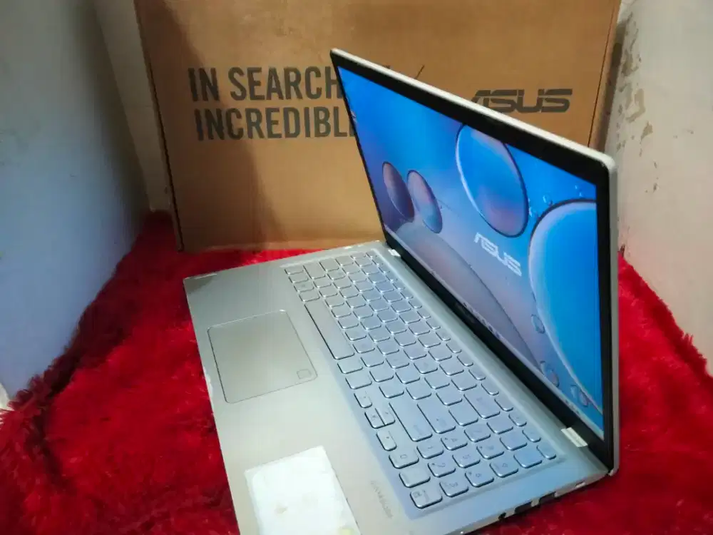 Asus Vivo x515/core i3-gen11/SSD512gb/vga Intel UHD/FULLSET