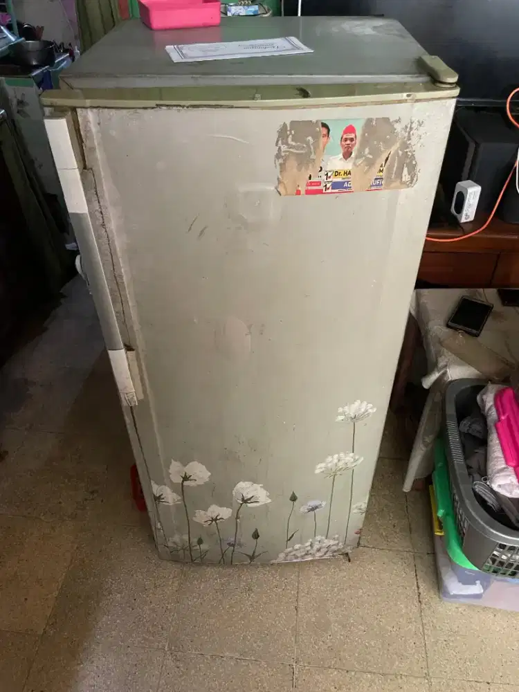 Kulkas sharp 1 pintu