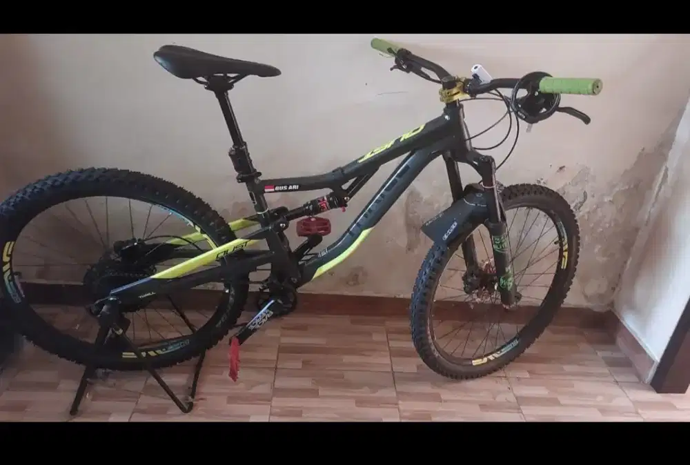 Thrill oust elite thrue exel