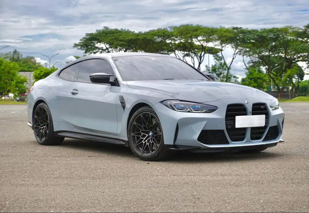 BMW M4 Competition Coupe S58 G82 2023 / 2024