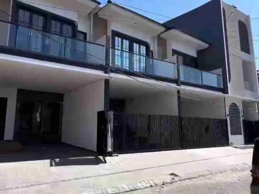 Dijual Ketintang baru rumah dekat Unesa